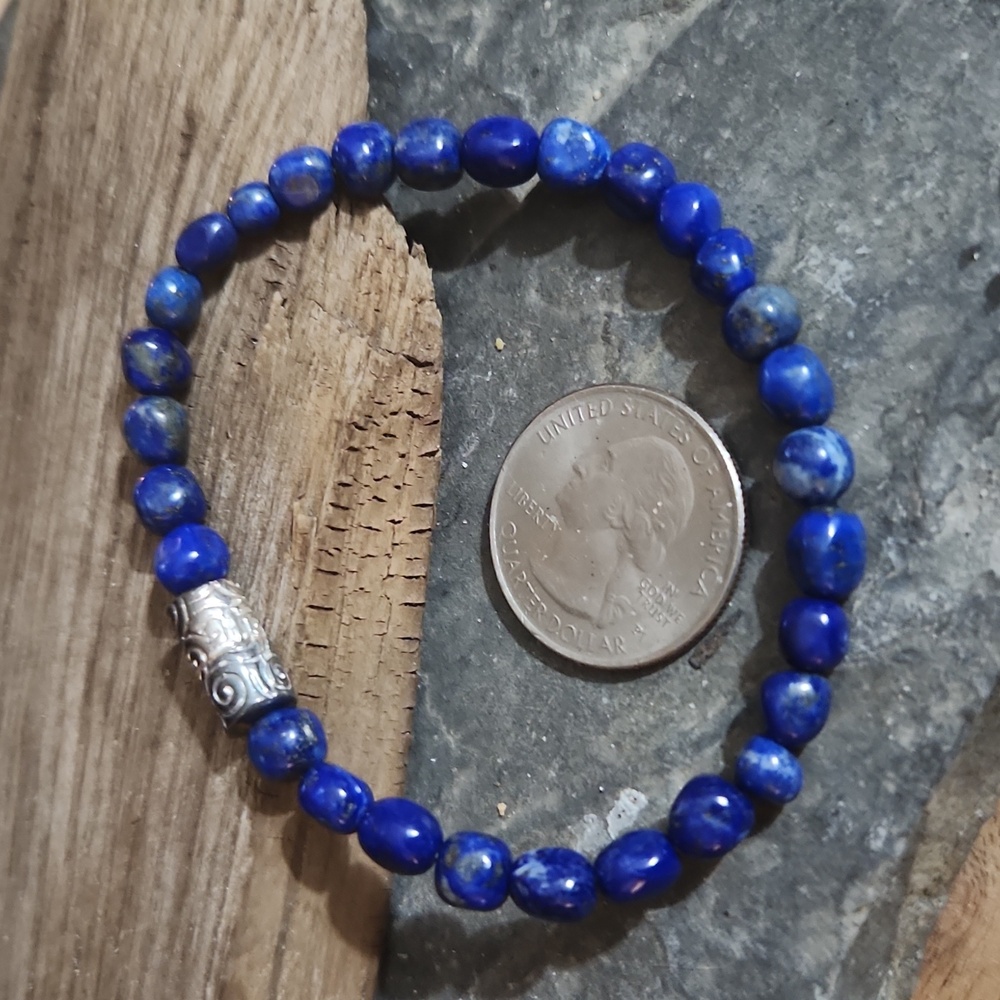 Lapis Lazuli and Sterling Silver Bracelet. Magnetic Clasp. 8 IN NWOT